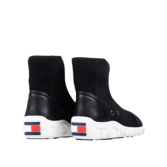 Make offer Hilfiger collection boots by Gigi Hadid - Picture 2 of 8